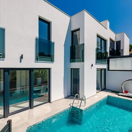 Holiday home Skibola